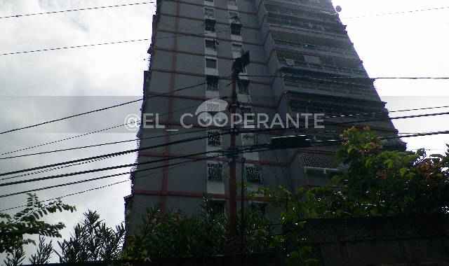 (Foto: Lysaura Fuentes) Bloque 2 del sector Las Casitas en La Vega 