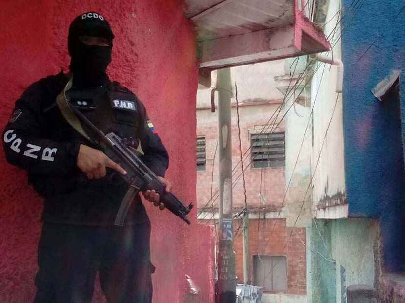 Enfrentamiento Entre La Pnb Y Banda De El Coki Deja Tres Muertos En La Cota 905 El Cooperante 0616